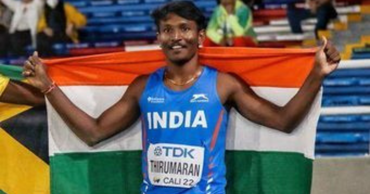 Commonweath Games 2026 me triple jump me medal jeetne ke baad Selva Prabhu Thirumaran aur Praveen Chithravel